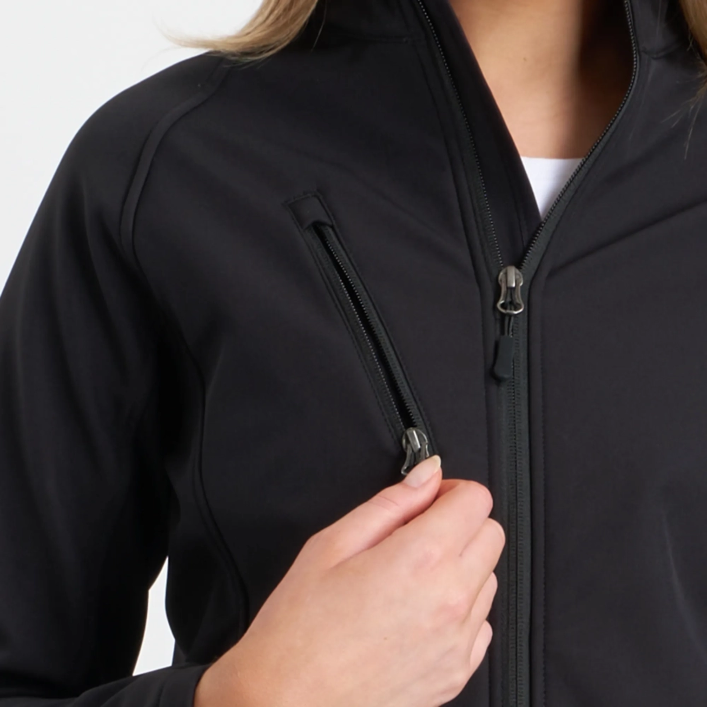 PRO2 SOFTSHELL JACKET - WOMENS